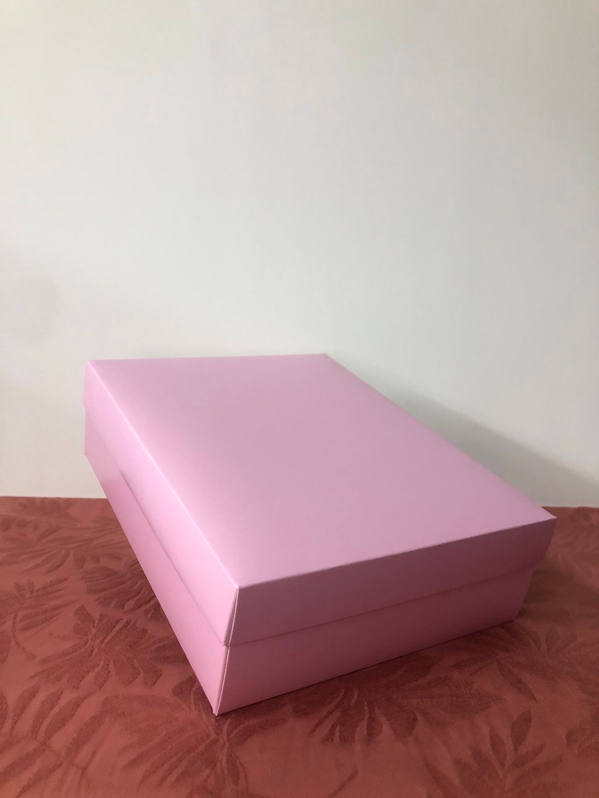 Caja Tapa y Base en Cartulina 24X19X7 Color