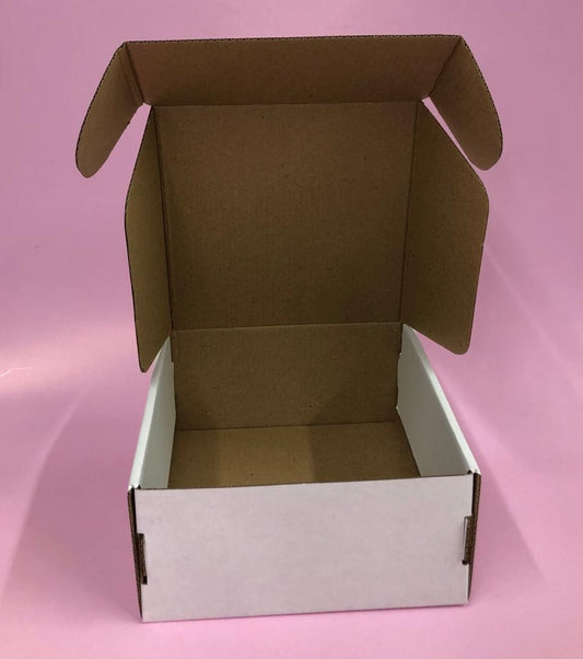 Caja Baul en Microcorrugado Blanco Cafe de 17x17x8