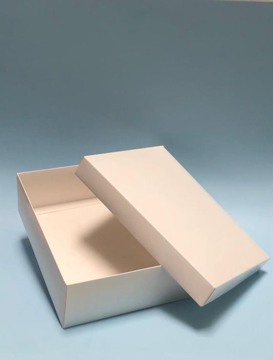 Caja Tapa y Base en Cartulina de 24x19x7 Blanca