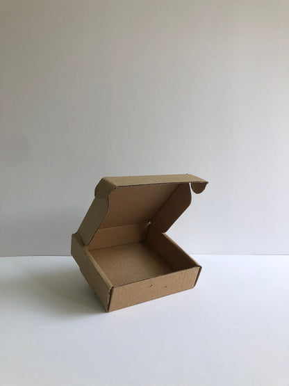 Caja Baul en Microcorrugado Cafe cafe 11x10x3