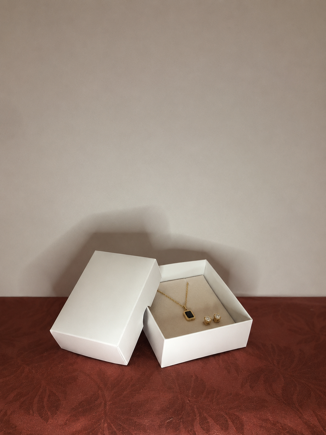Caja Baul Tapa y Base Blanca de 9x7x3