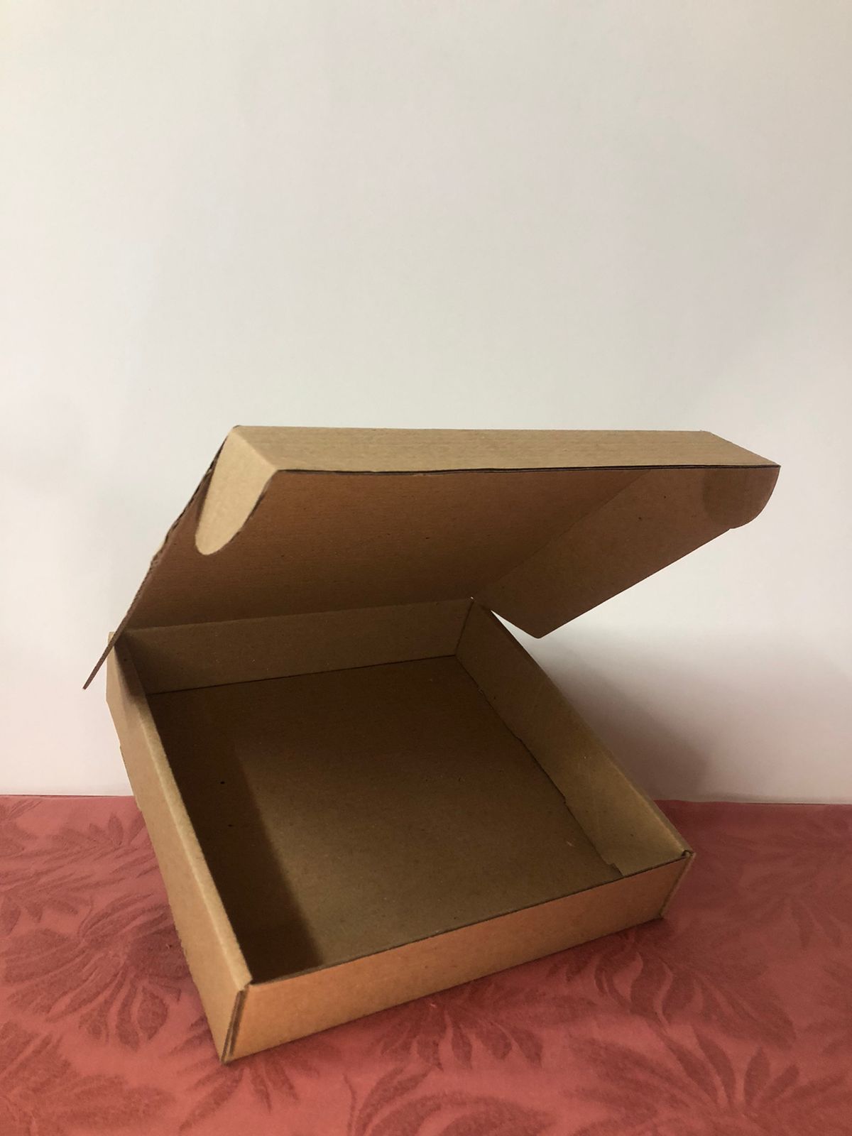 Caja Baul en Microcorrugado Cafe Cafe 22x22x4