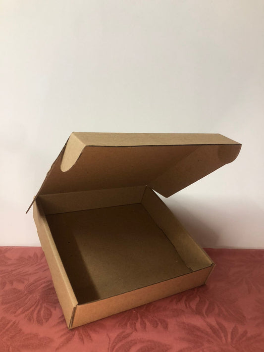 Caja Baul en Microcorrugado Cafe Cafe 22x22x4