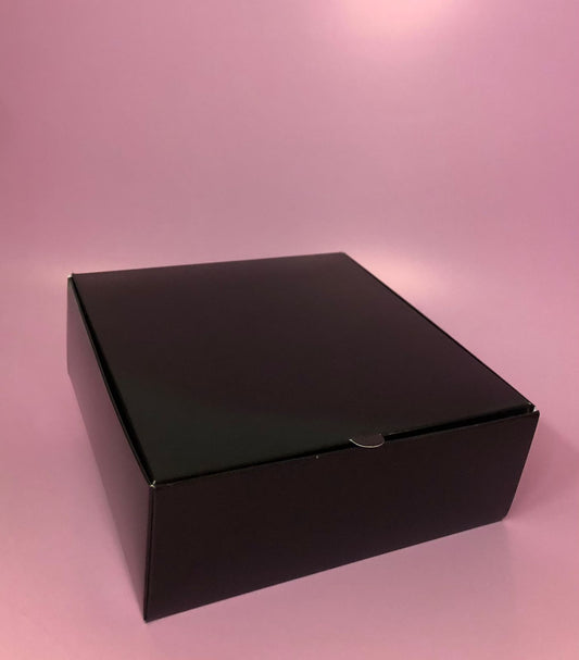 Caja Baul en Cartulina Color de 19x19x7
