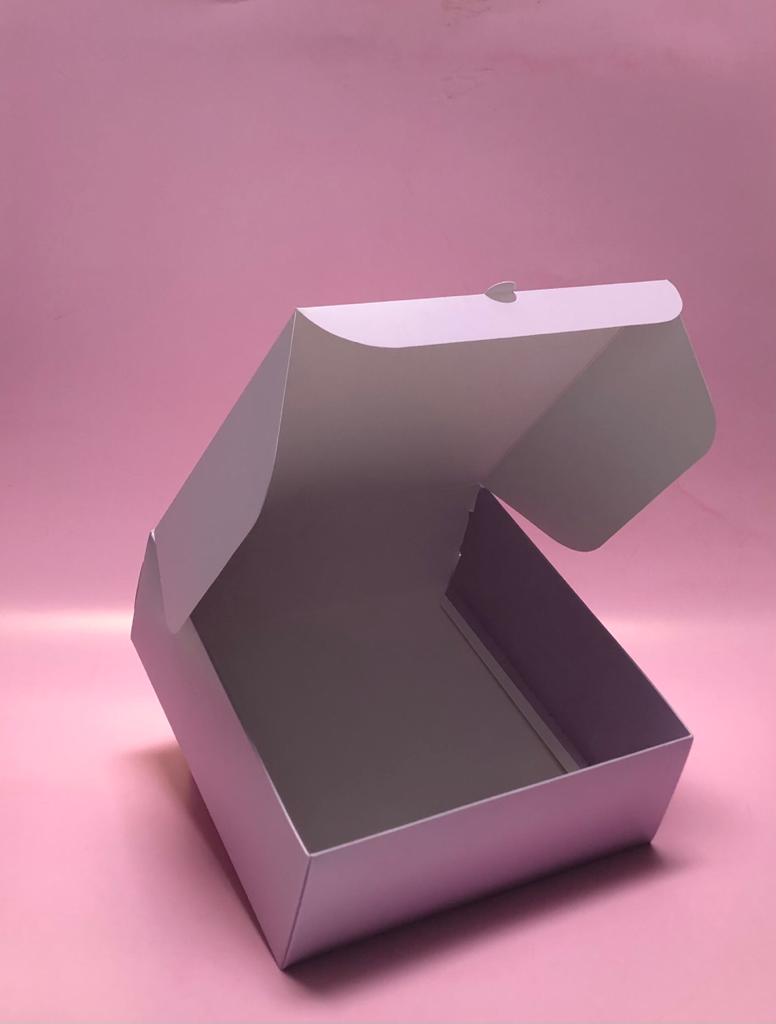 Caja Baul en Cartulina Color de 19x19x7