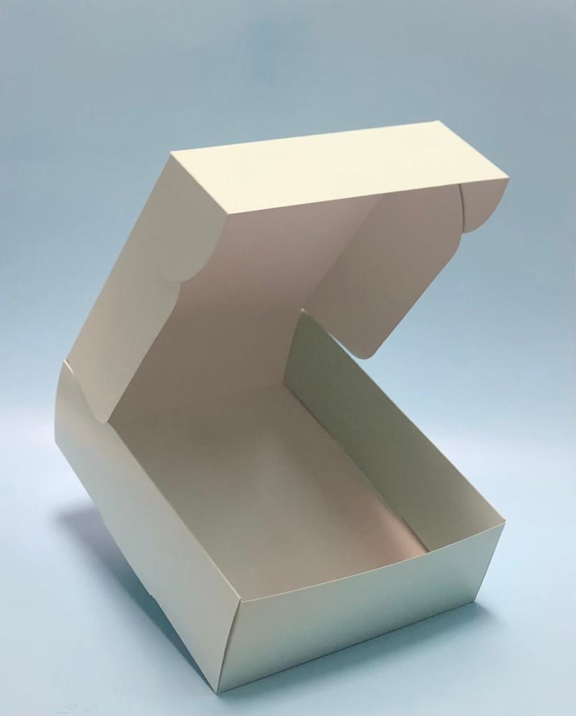 Caja Baul en Cartulina 20x24x8