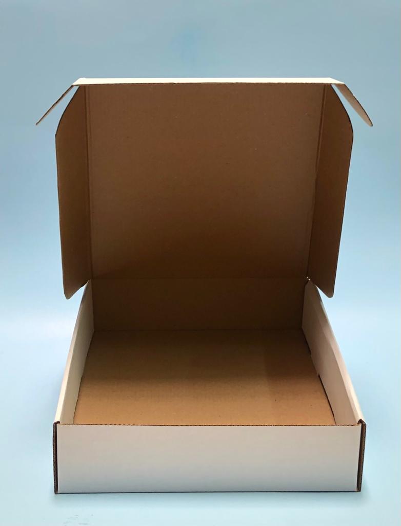 Caja Baul en Microcorrugado Blanco Cafe de 25x25x6