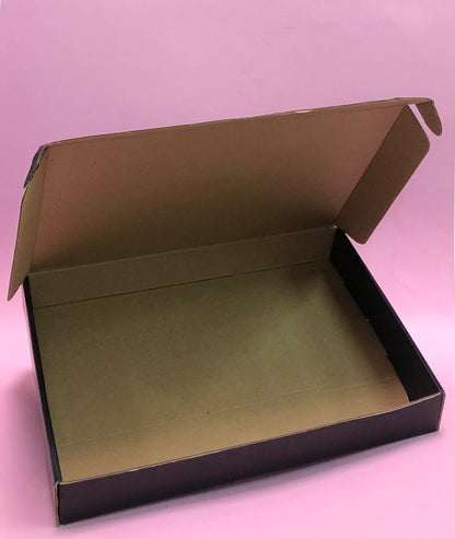 Caja Baul en Microcorrugado Negro-Cafe 30x25x4