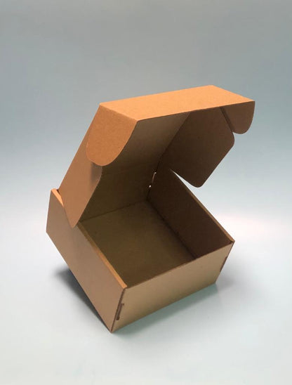 Caja Baul en Microcorrugado Cafe Cafe de 17x17x8