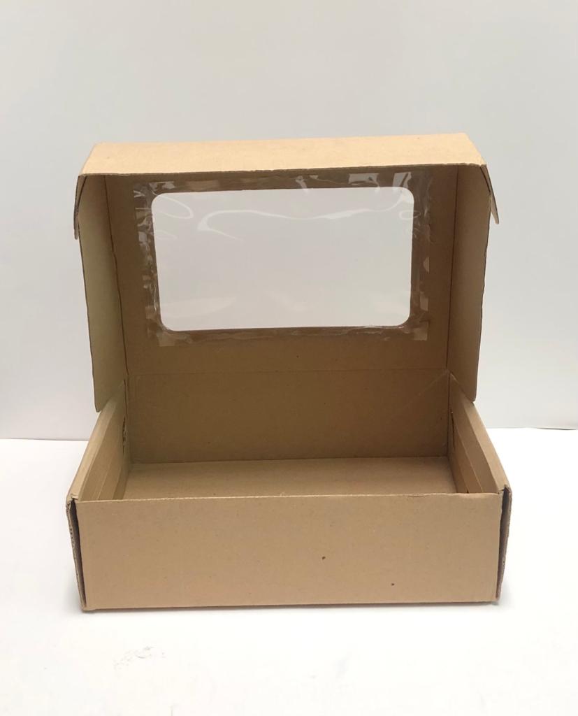 Caja Baul en Microcorrugado Cafe Cafe con Ventana 34x25x10