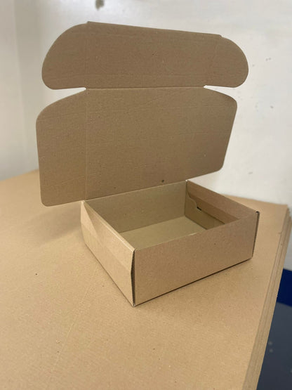 Caja Baul en Microcorrugado Cafe Cafe de 22x18x8