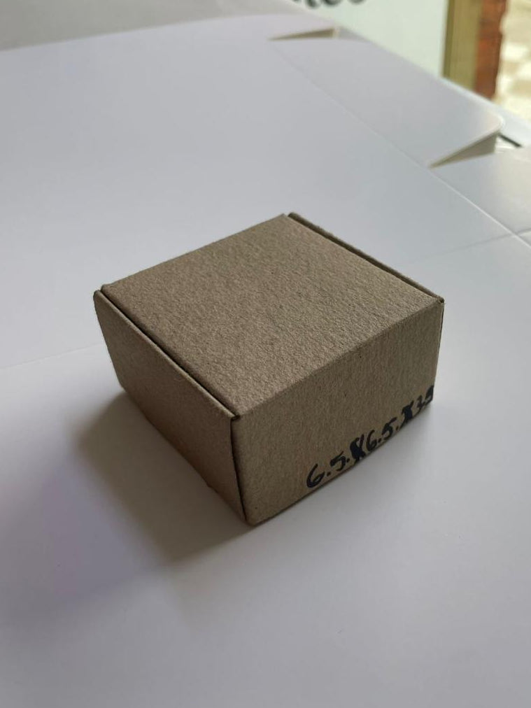 Caja Baul en Cartulina Kraf de 6.5x6.5x3.5