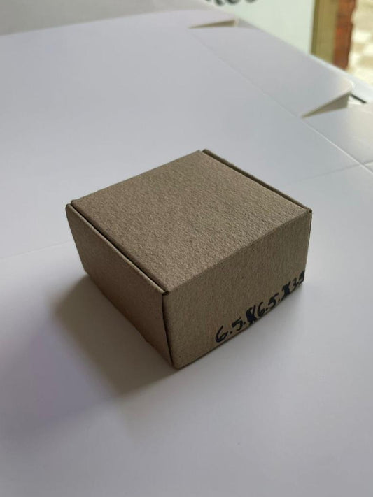 Caja Baul en Cartulina Kraf de 6.5x6.5x3.5